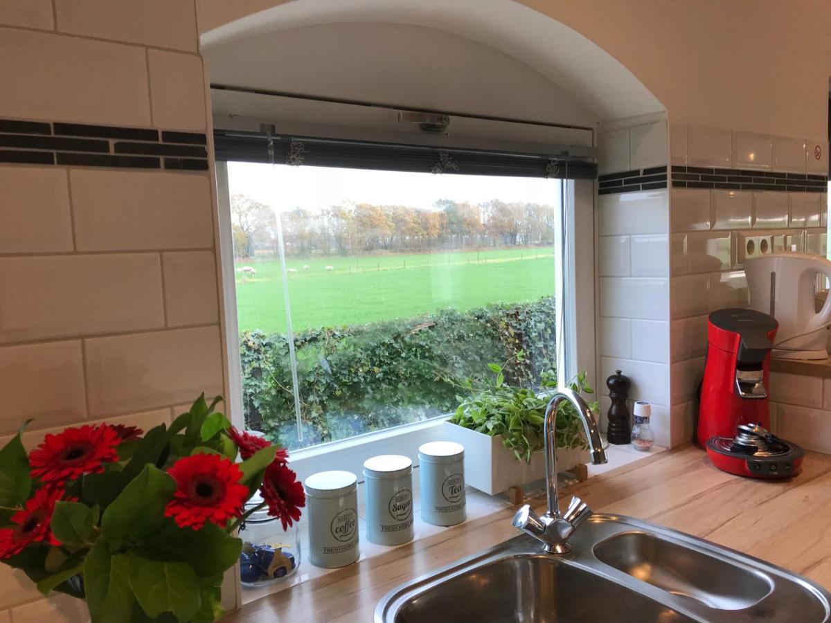 Vijverhoef Ulicoten Esterno foto
